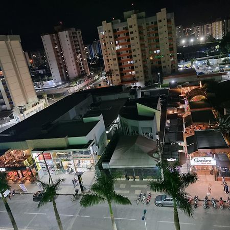 Boulevard Caldas Novas Bilik gambar